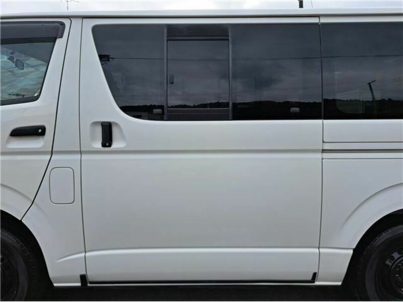 HIACE VAN-21