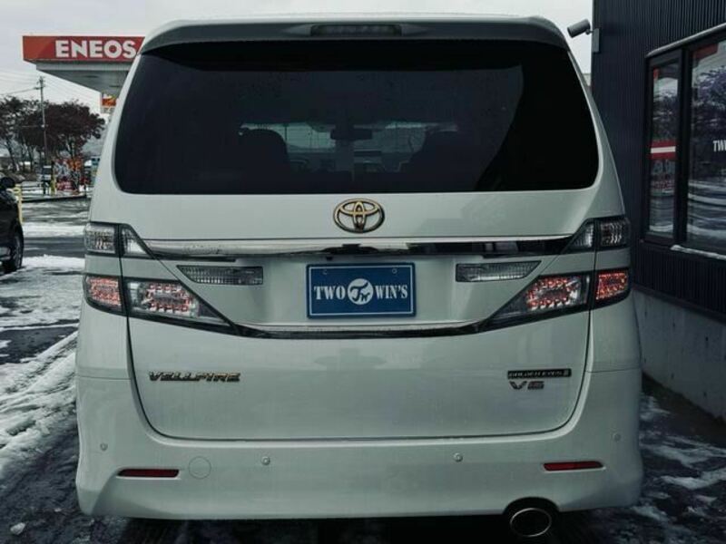 VELLFIRE-6