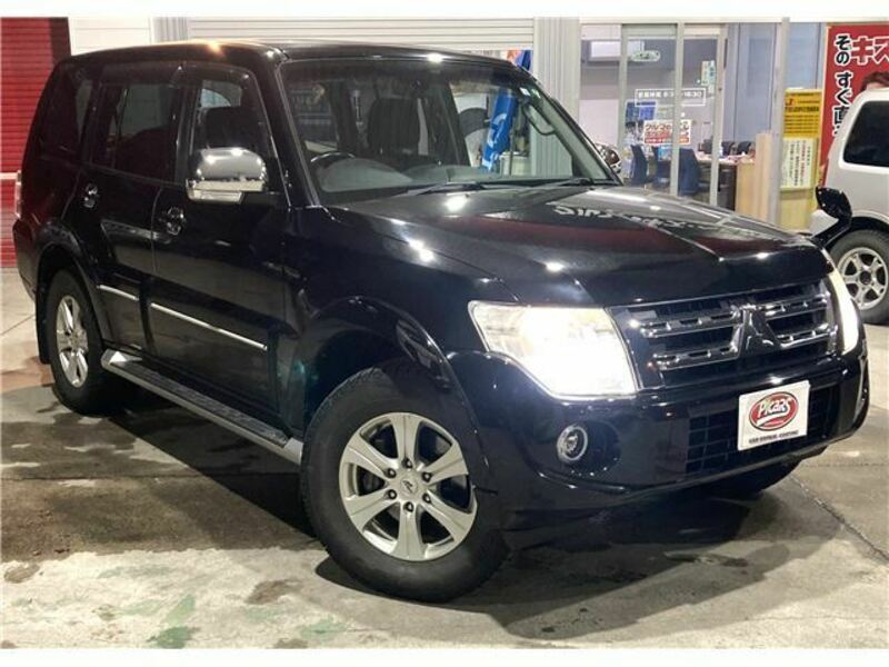 MITSUBISHI　PAJERO