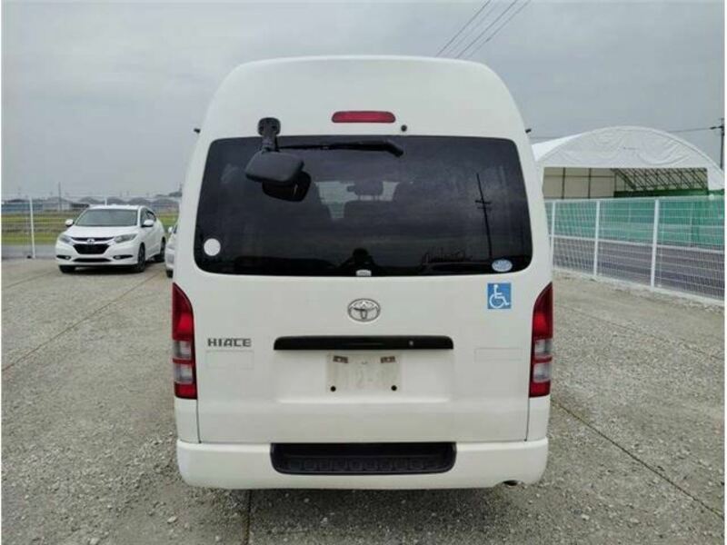 HIACE VAN-6