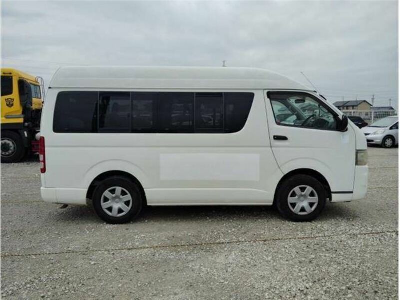 HIACE VAN-7