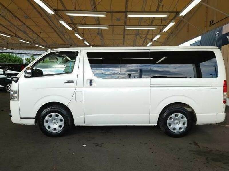 HIACE VAN-12