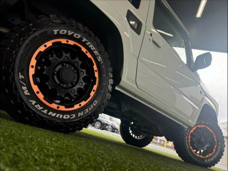 JIMNY-18