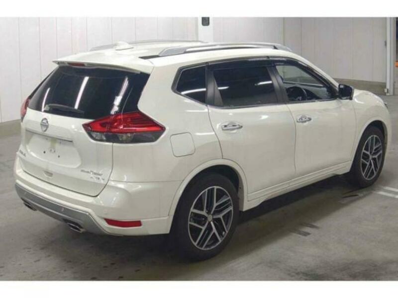 X-TRAIL-3