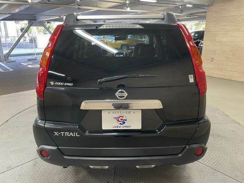 X-TRAIL-18