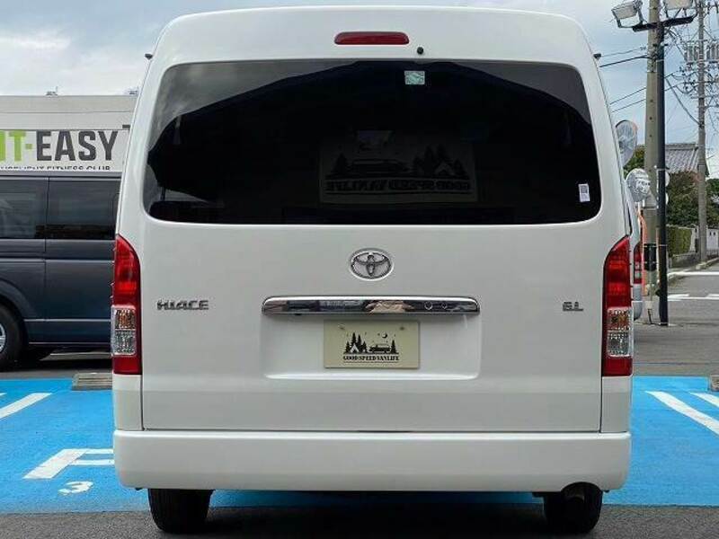 HIACE VAN-18