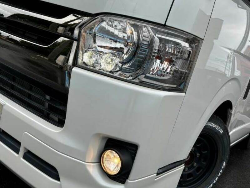 HIACE VAN-9