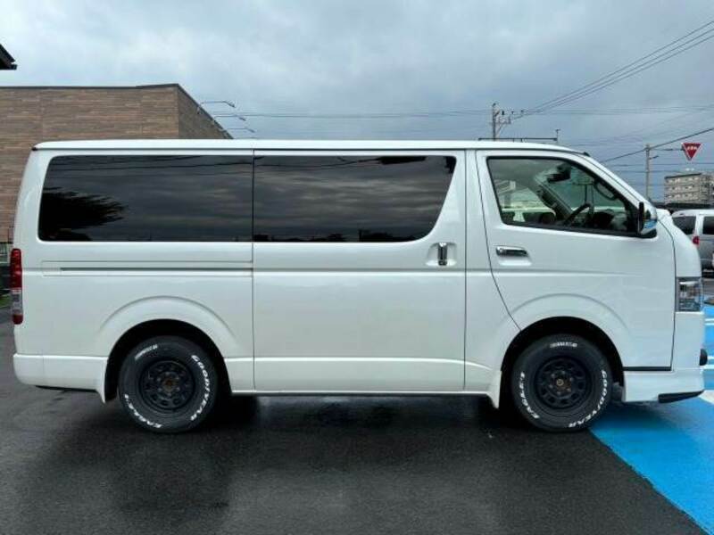 HIACE VAN-17