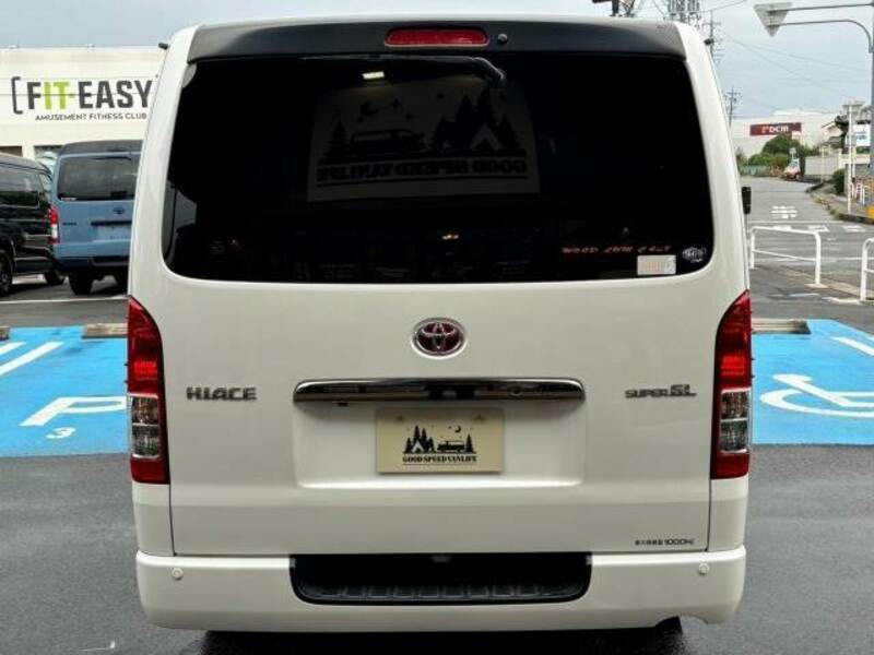 HIACE VAN-18