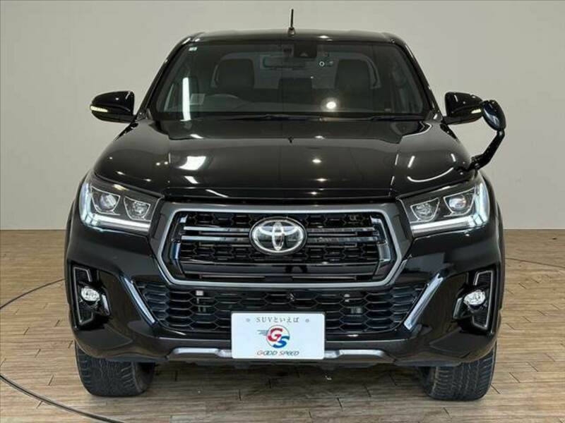 HILUX-11