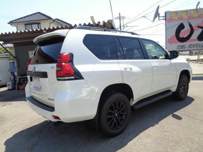 LAND CRUISER PRADO-16