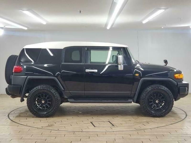 FJ CRUISER-15