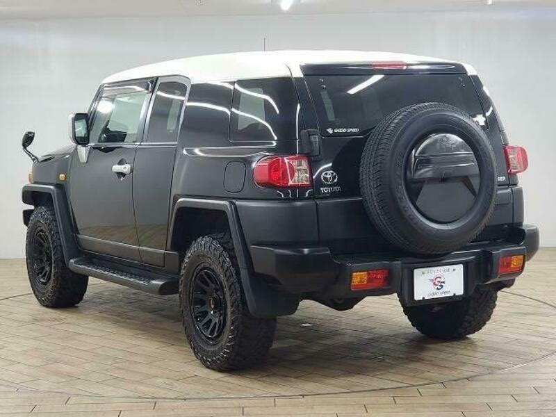 FJ CRUISER-14