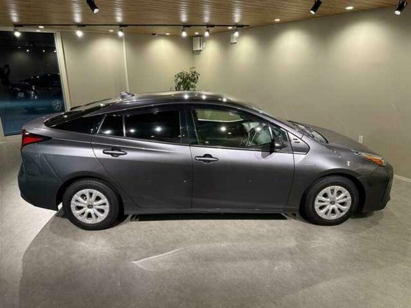 PRIUS-3