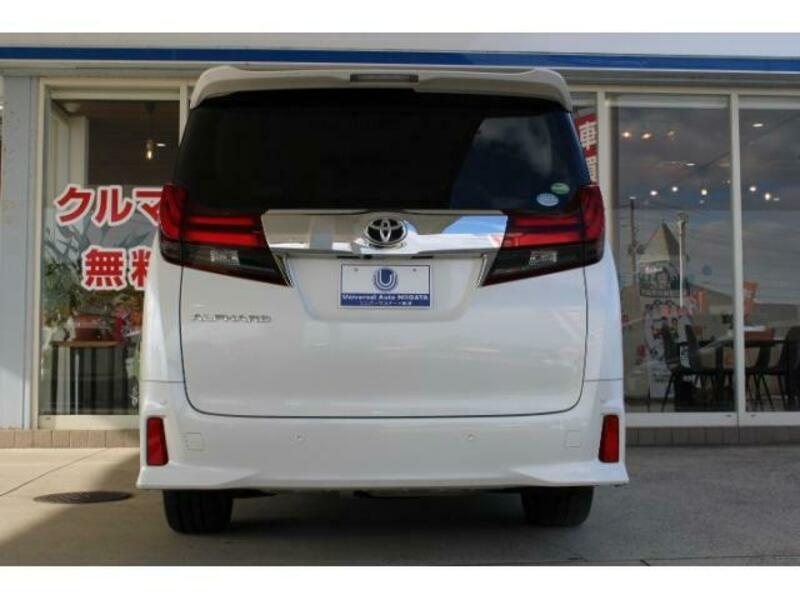 ALPHARD-12