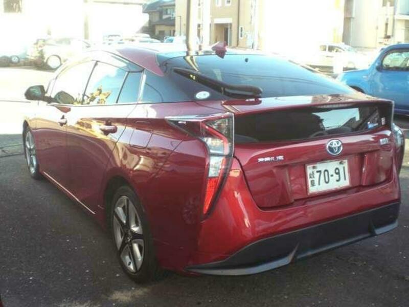 PRIUS-5