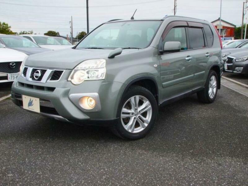 X-TRAIL