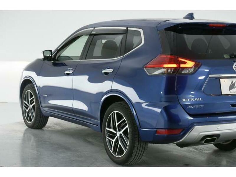 X-TRAIL-7