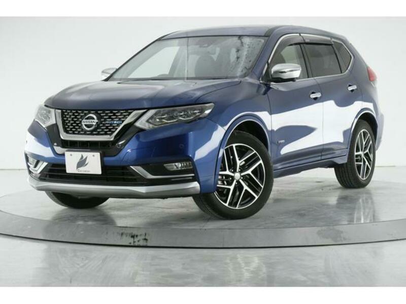 X-TRAIL