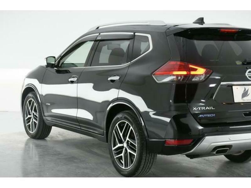 X-TRAIL-7