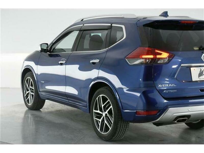 X-TRAIL-7