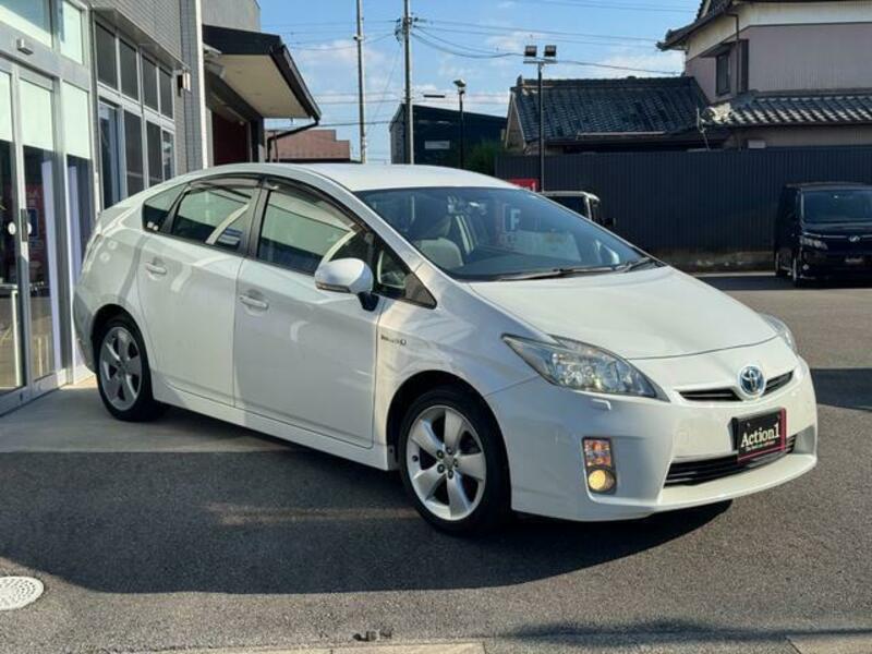 PRIUS-12