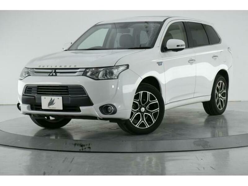 OUTLANDER PHEV-1