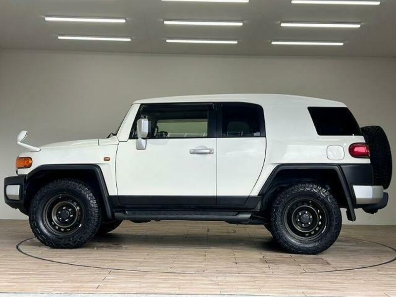 FJ CRUISER-15