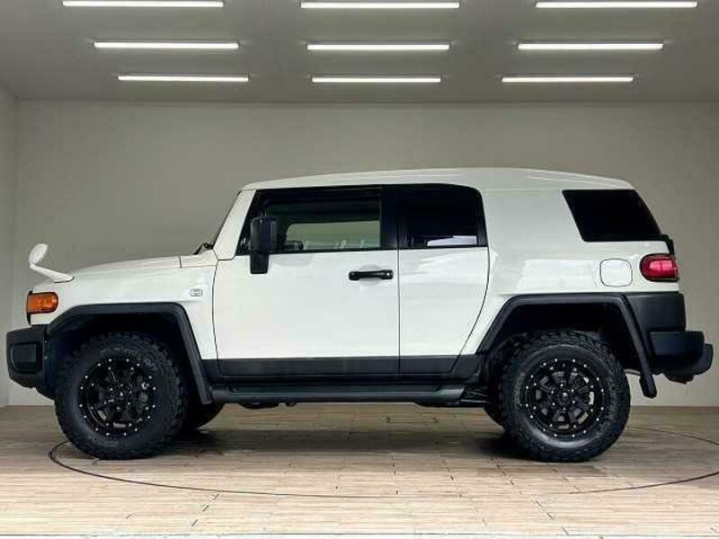 FJ CRUISER-15