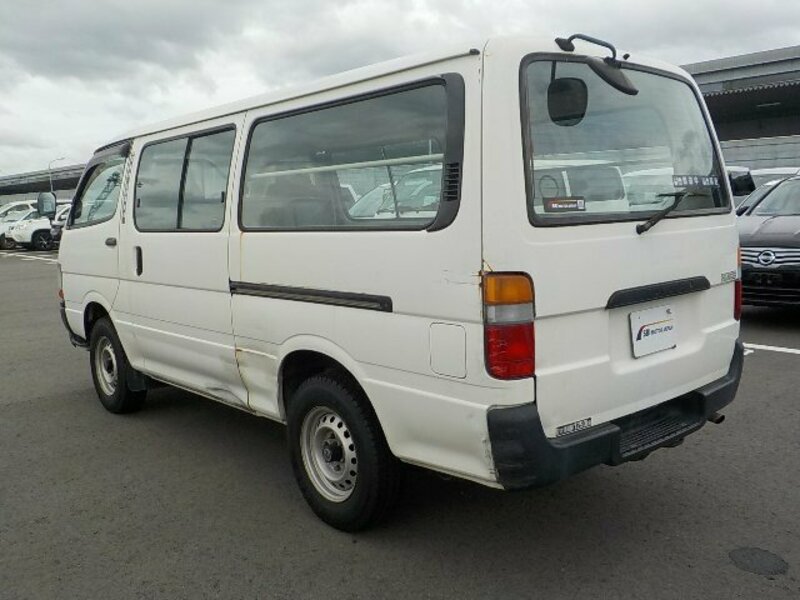 HIACE VAN