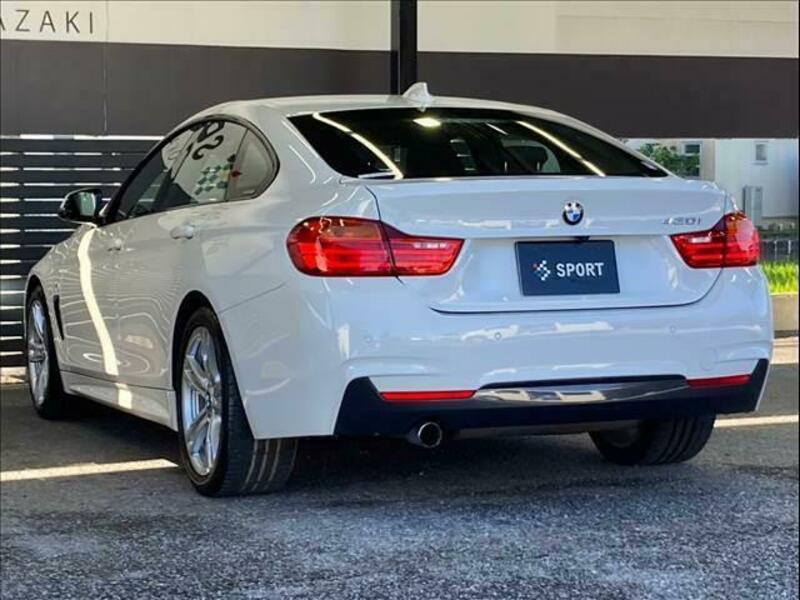 4 SERIES-15