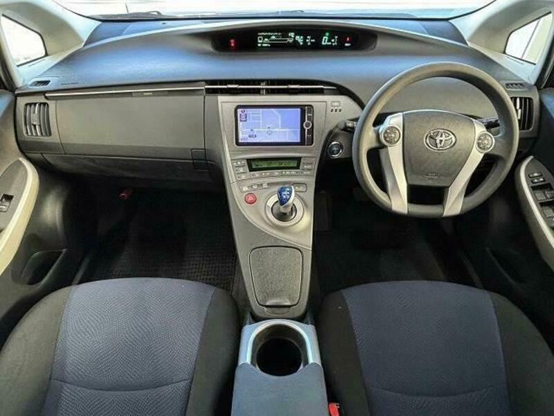 PRIUS-1