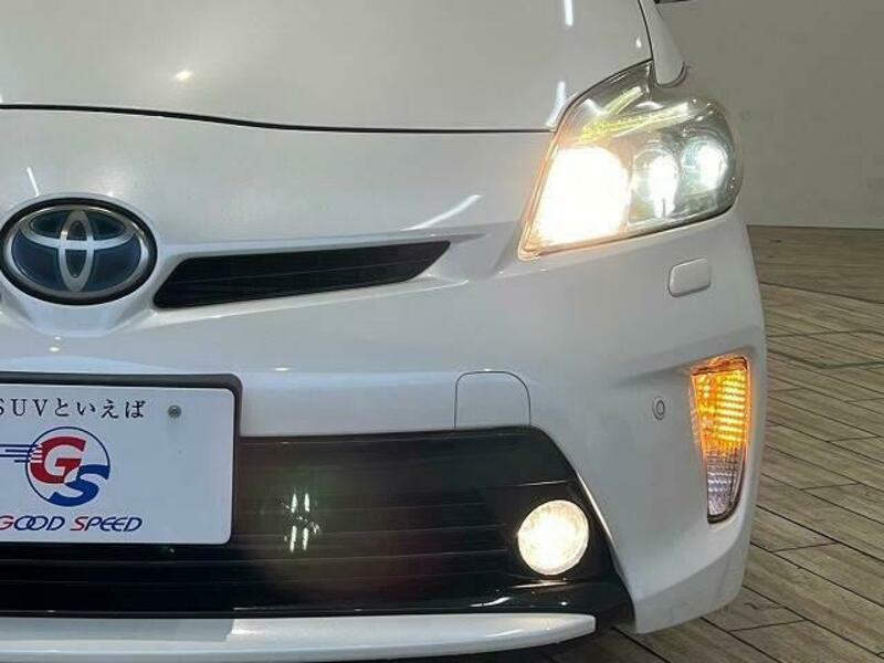 PRIUS-18