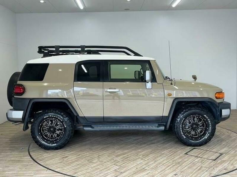 FJ CRUISER-15