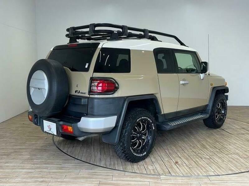 FJ CRUISER-13