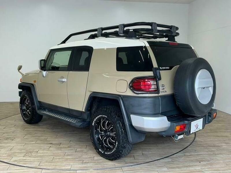 FJ CRUISER-14