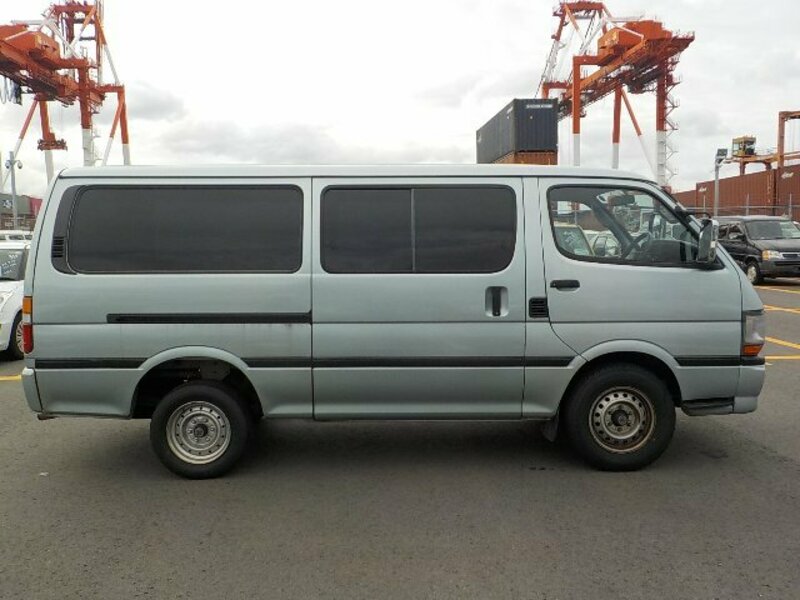 HIACE VAN-3