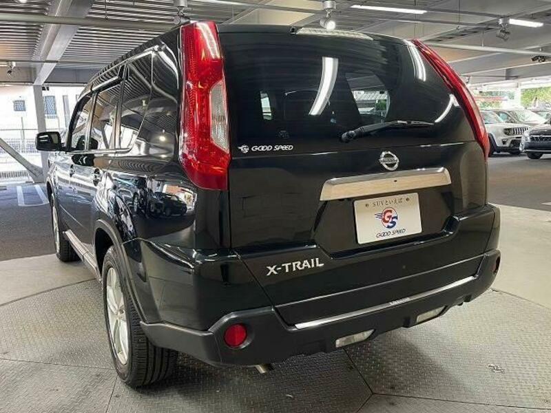 X-TRAIL-16