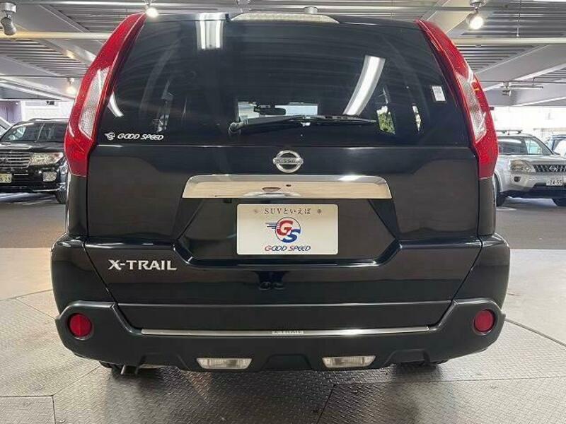 X-TRAIL-18