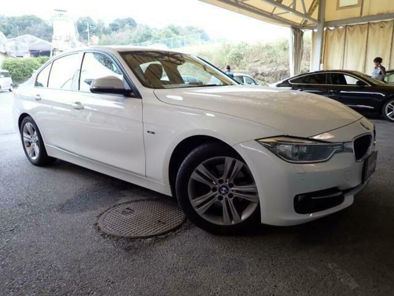 BMW　3 SERIES