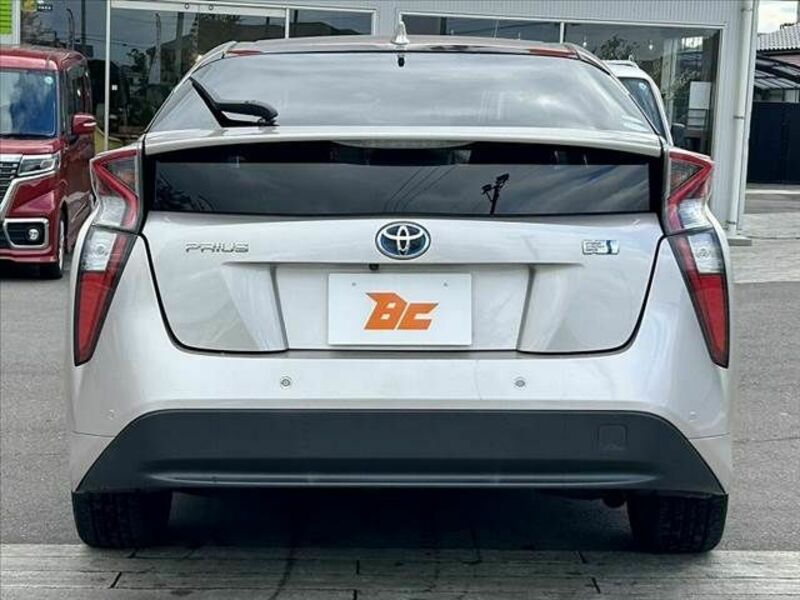 PRIUS-7