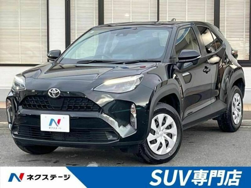 YARIS CROSS