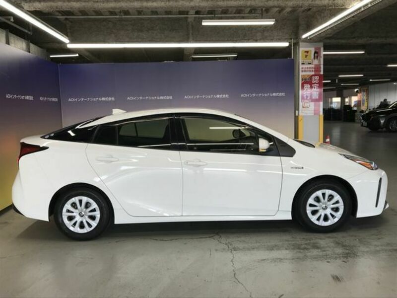 PRIUS-4