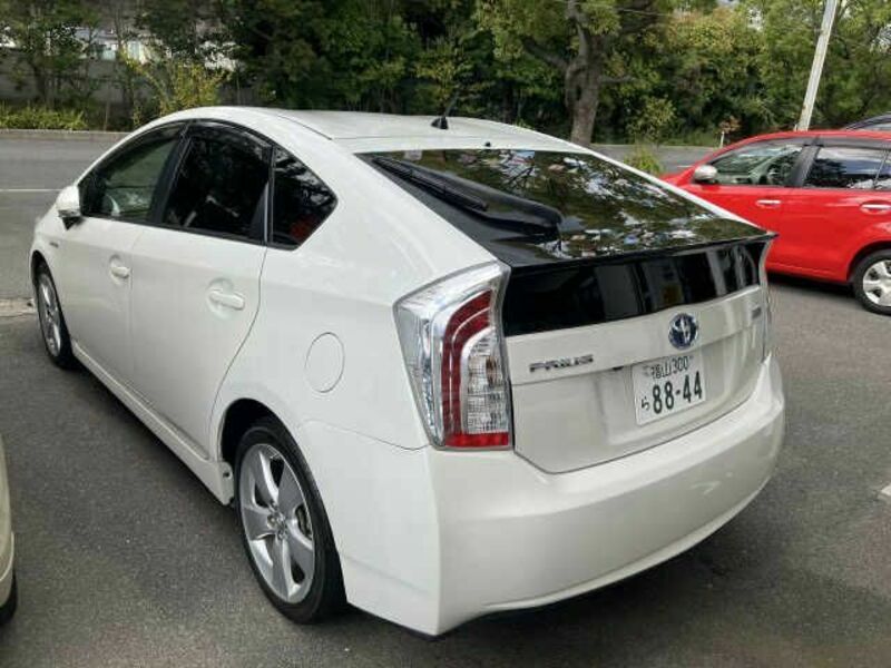 PRIUS-2