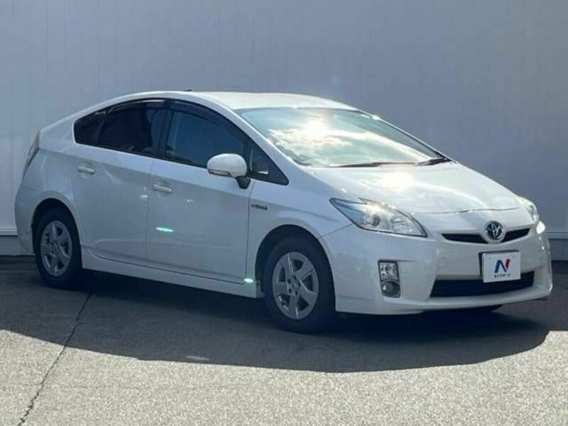 PRIUS-18