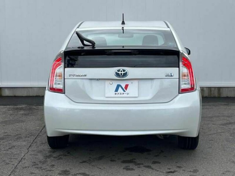 PRIUS-15