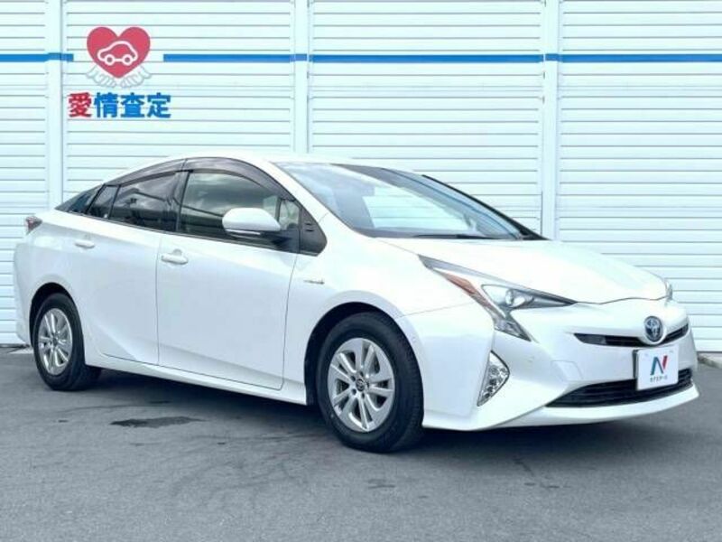 PRIUS-17