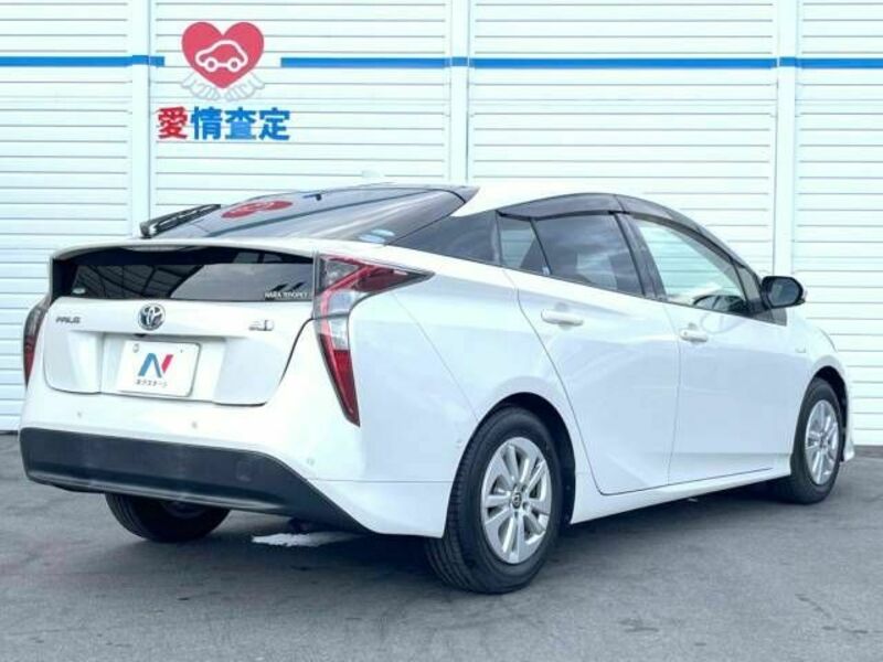 PRIUS-18