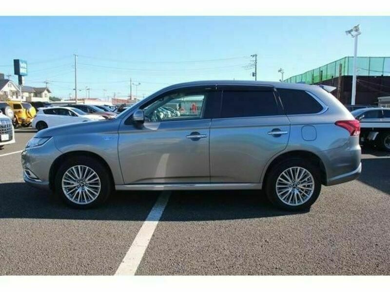 OUTLANDER PHEV