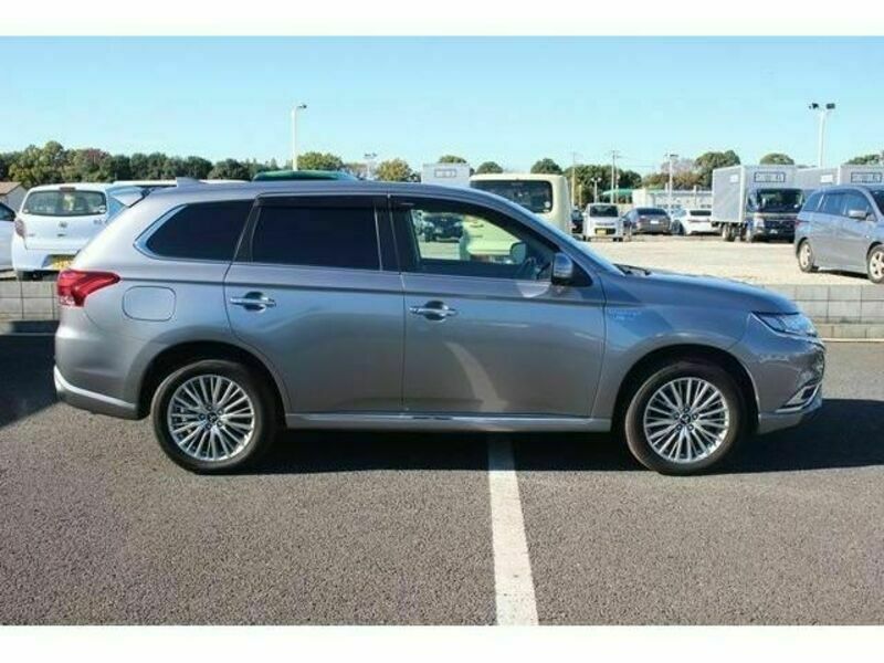 OUTLANDER PHEV